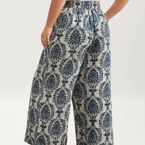Blue and White Damask Print Patterned Straight Leg Pants